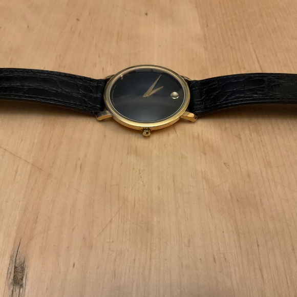 Authentic Vintage Movado Museum Dial Original Black Leather Works New Battery main image 13